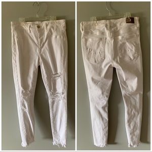 American Eagle White Super Stretch Jeans